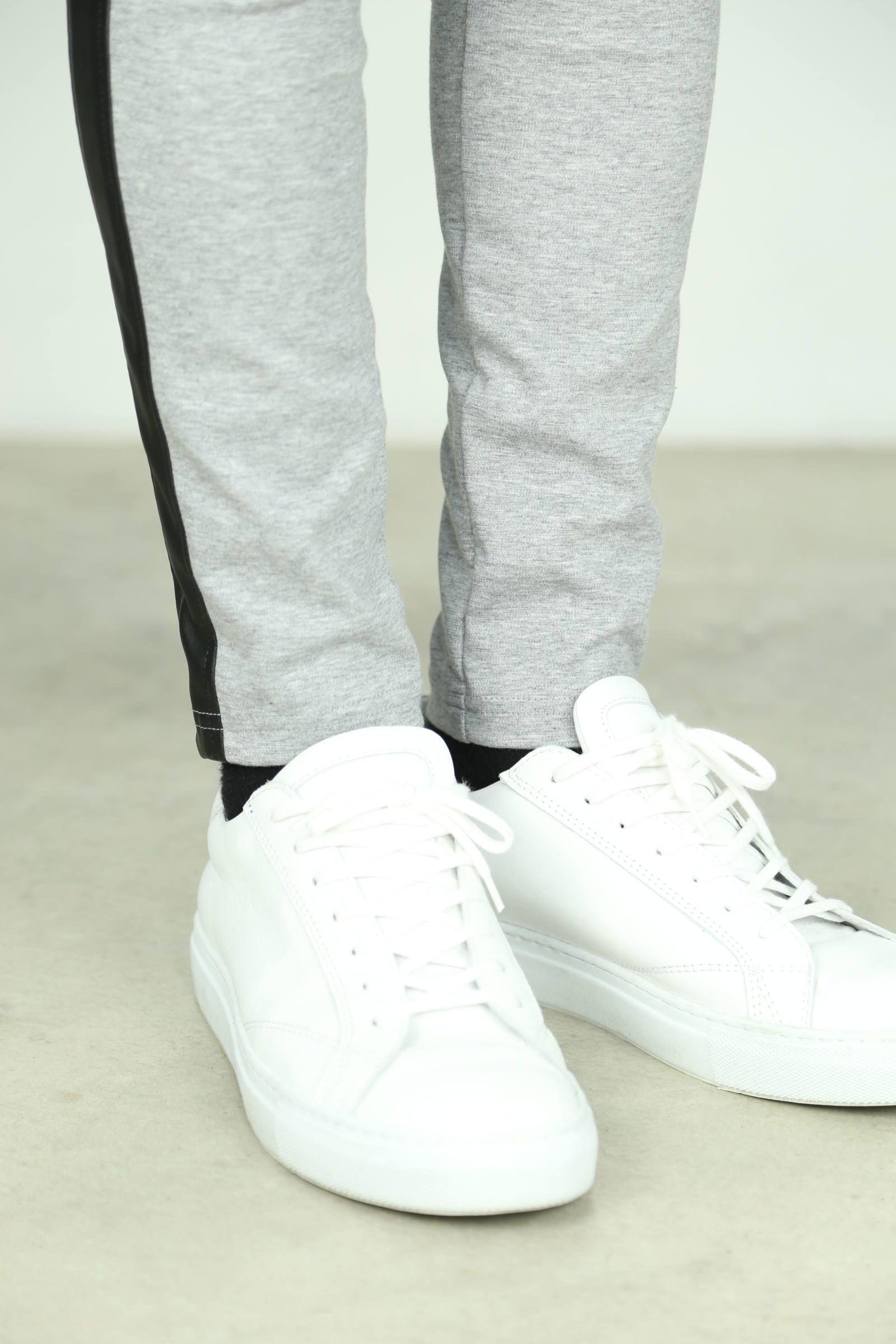 【人気継続商品】LEATHER LINE TRUCK PT / グレー