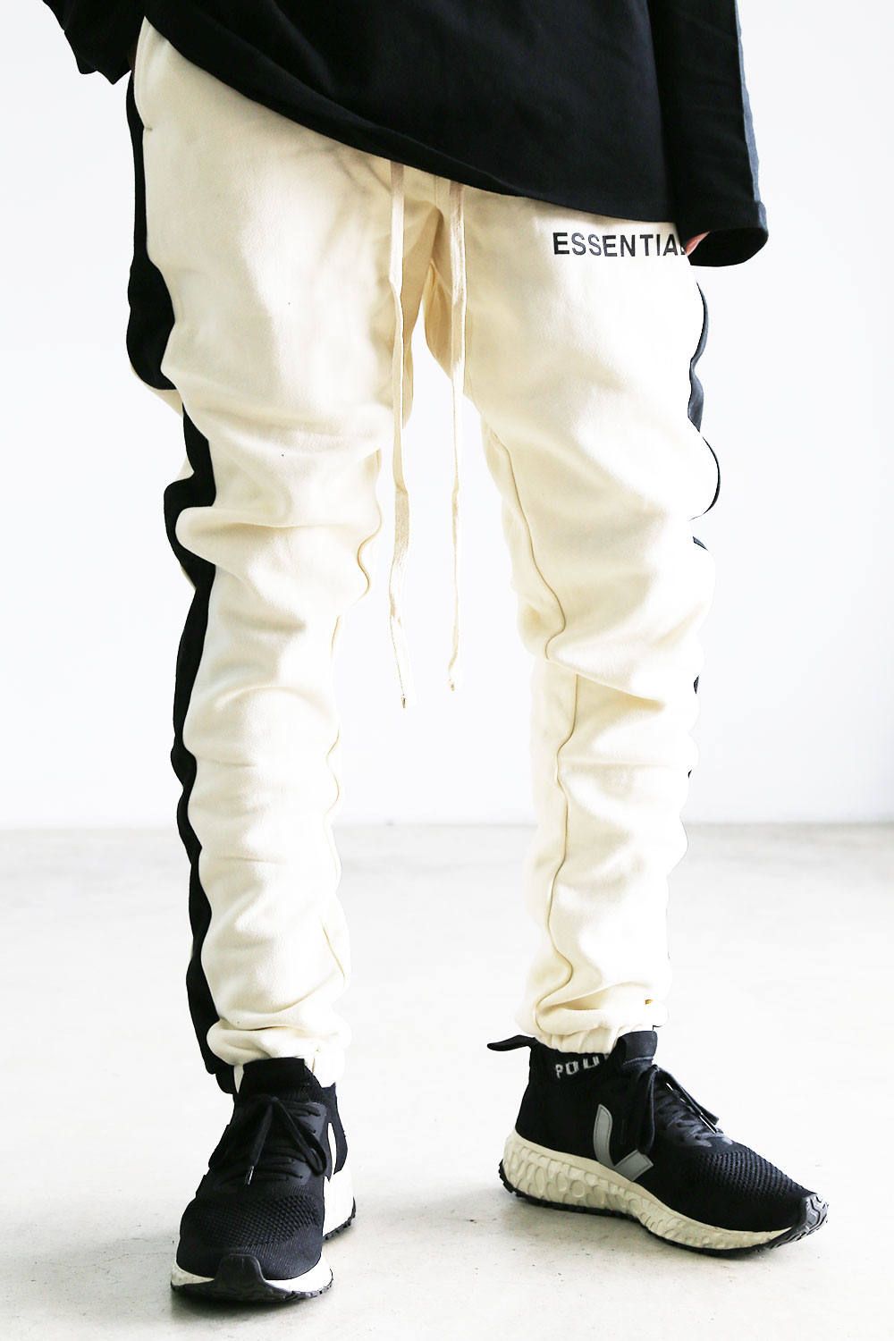 FOG ESSENTIALS - SIDE LINE SWEAT PANTS / ブラック | Tempt