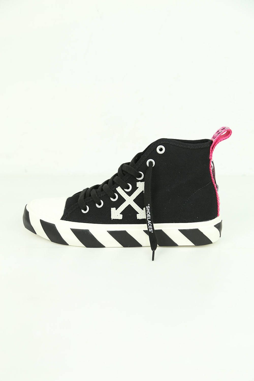 OFF-WHITE - MID TOP SNEAKER / ブラック×ホワイト | Tempt