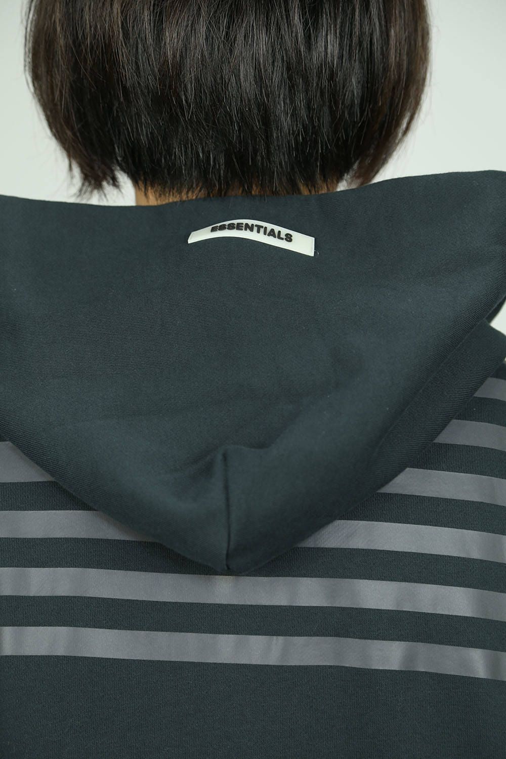FOG ESSENTIALS - 【FOG ESSENTIALS x TMC】HOODIE / ブラック