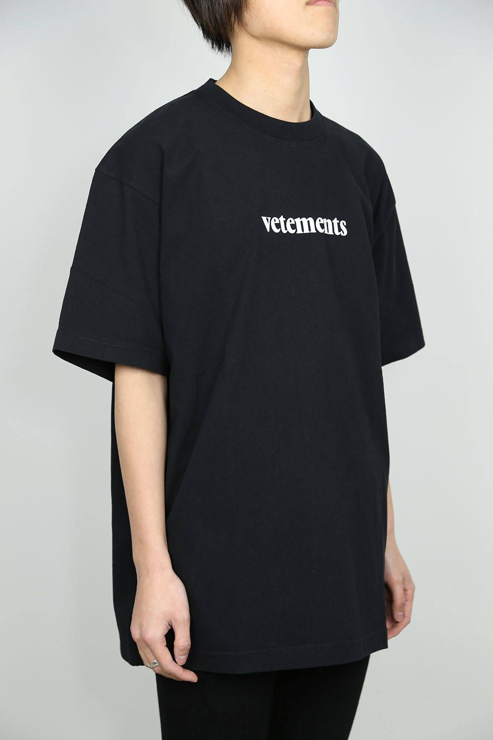 vetements  ロゴtシャツ