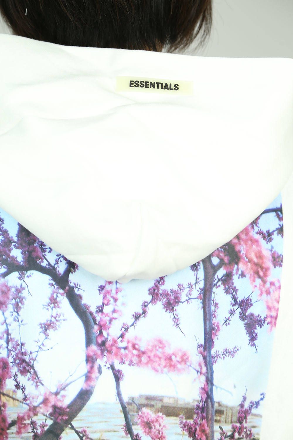 FOG ESSENTIALS - ESSENTIALS PHOTO HOODIE / ホワイト | Tempt