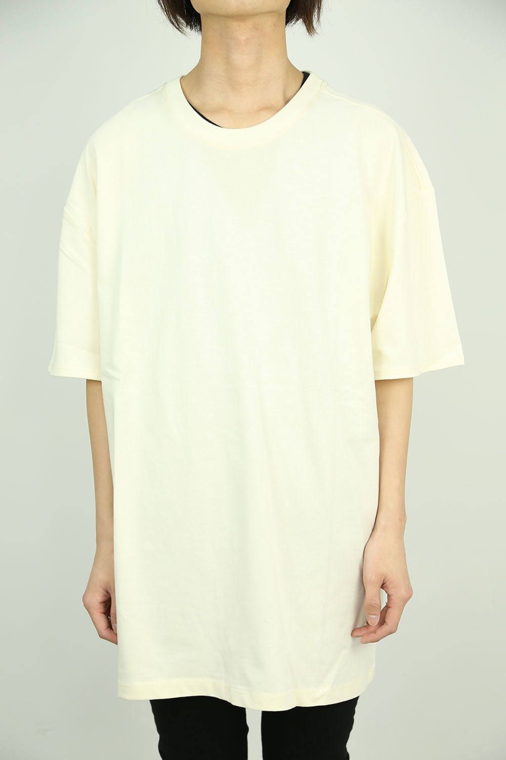 BACK LOGO S/S TEE / クリーム