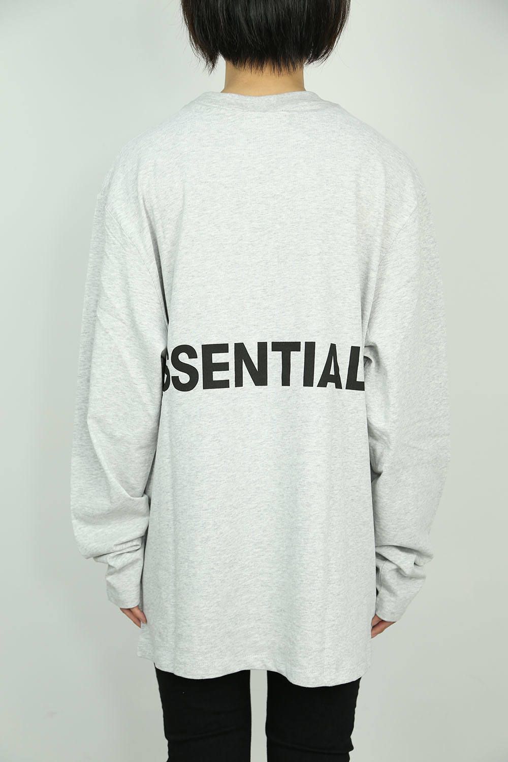 FOG ESSENTIALS - BACK LOGO L/S TEE / グレー | Tempt