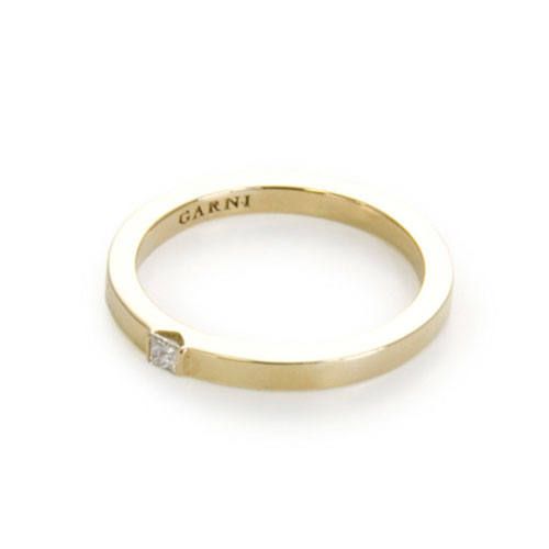 K10YG Square Dia Ring