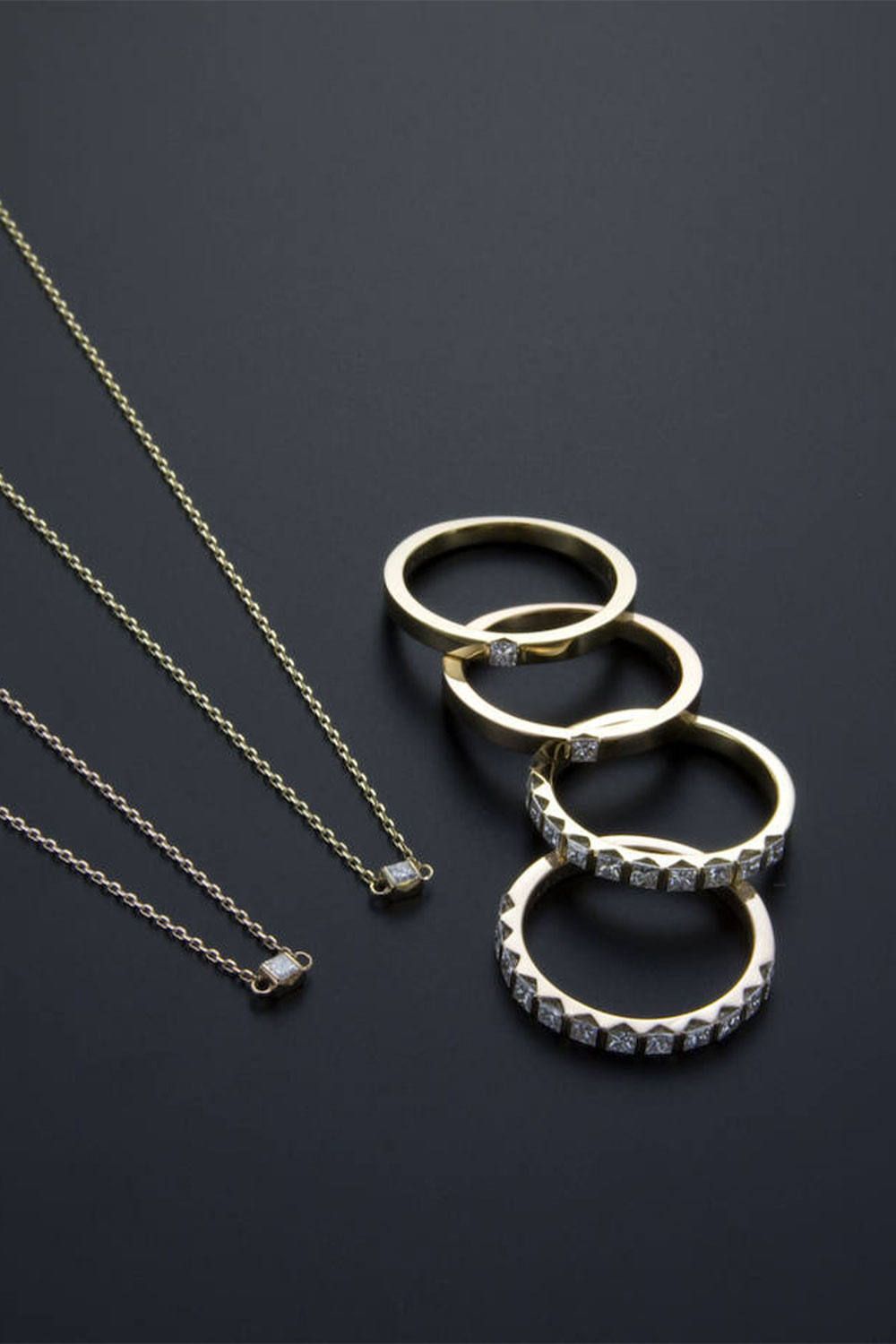 K10YG Square Dia Ring