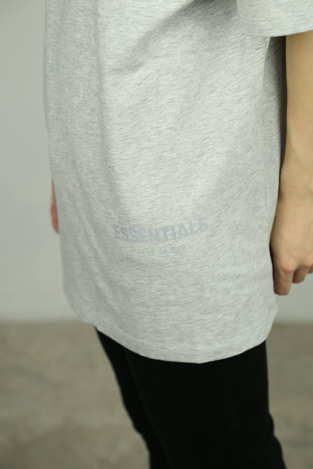 [ラスト1点 サイズL] REFLECTOR LOGO S/S TEE / グレー