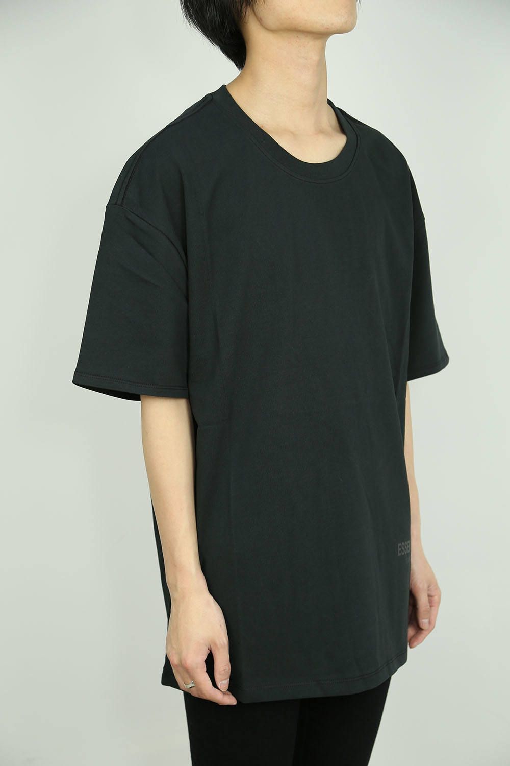 REFLECTOR LOGO S/S TEE / ブラック