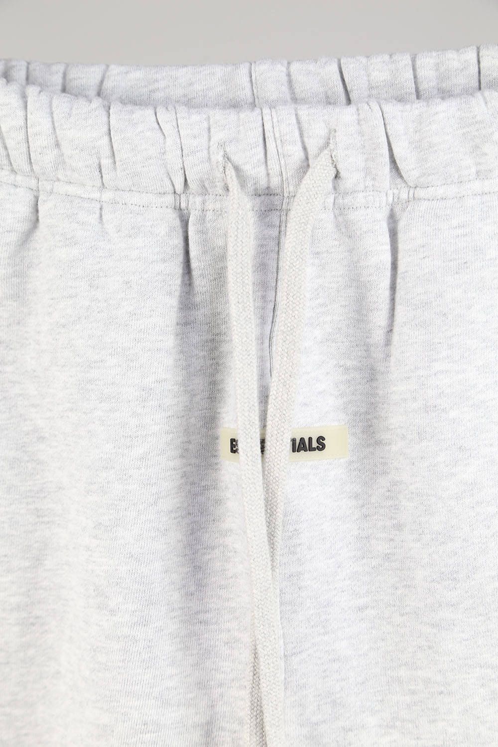 [ラスト1点 サイズL] RUBBER TAG EMB SWEAT SHORTS / グレー