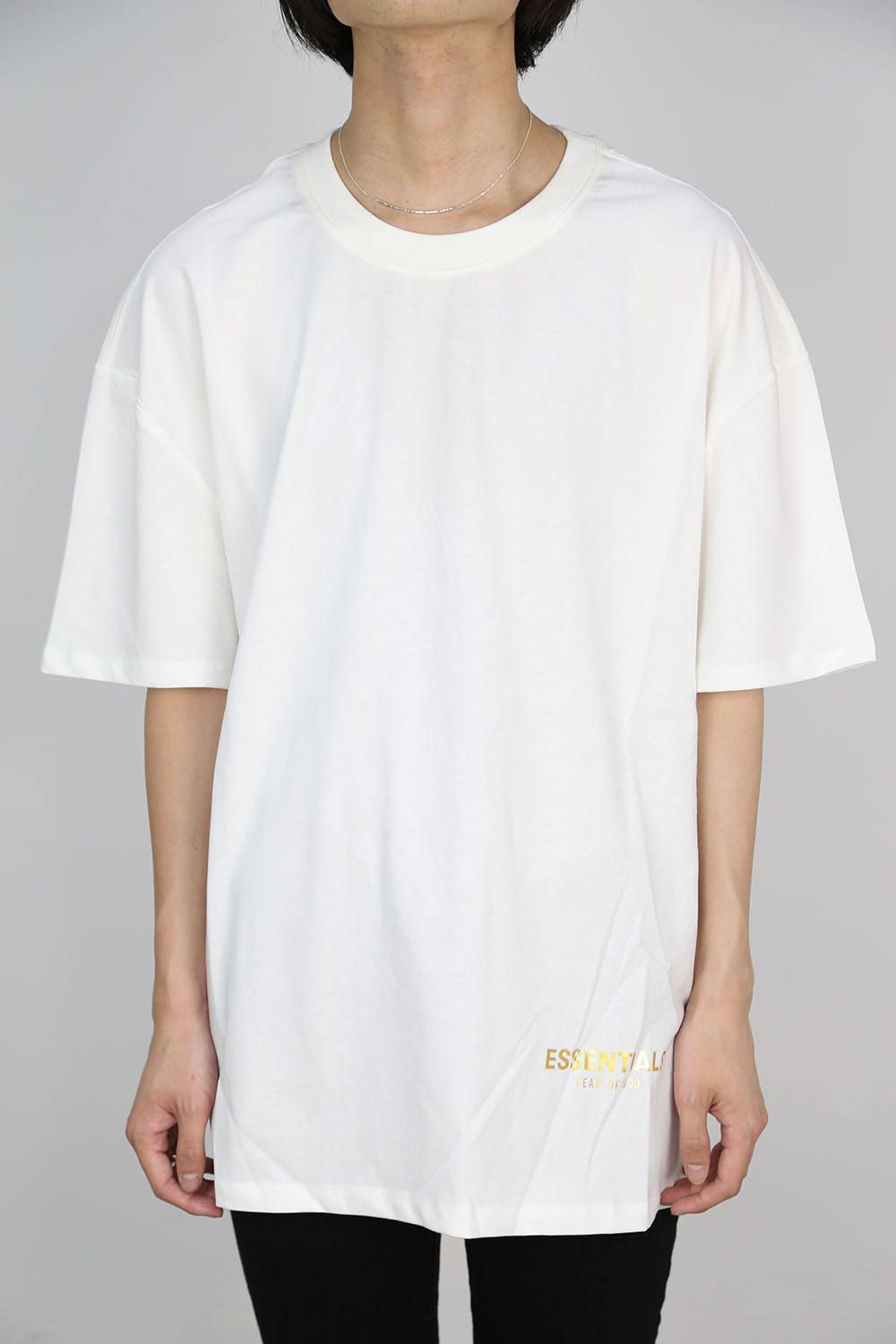 FOG ESSENTIALS - 【LONG BEACH限定】GOLD PRINT LOGO S/S TEE / ホワイト | Tempt