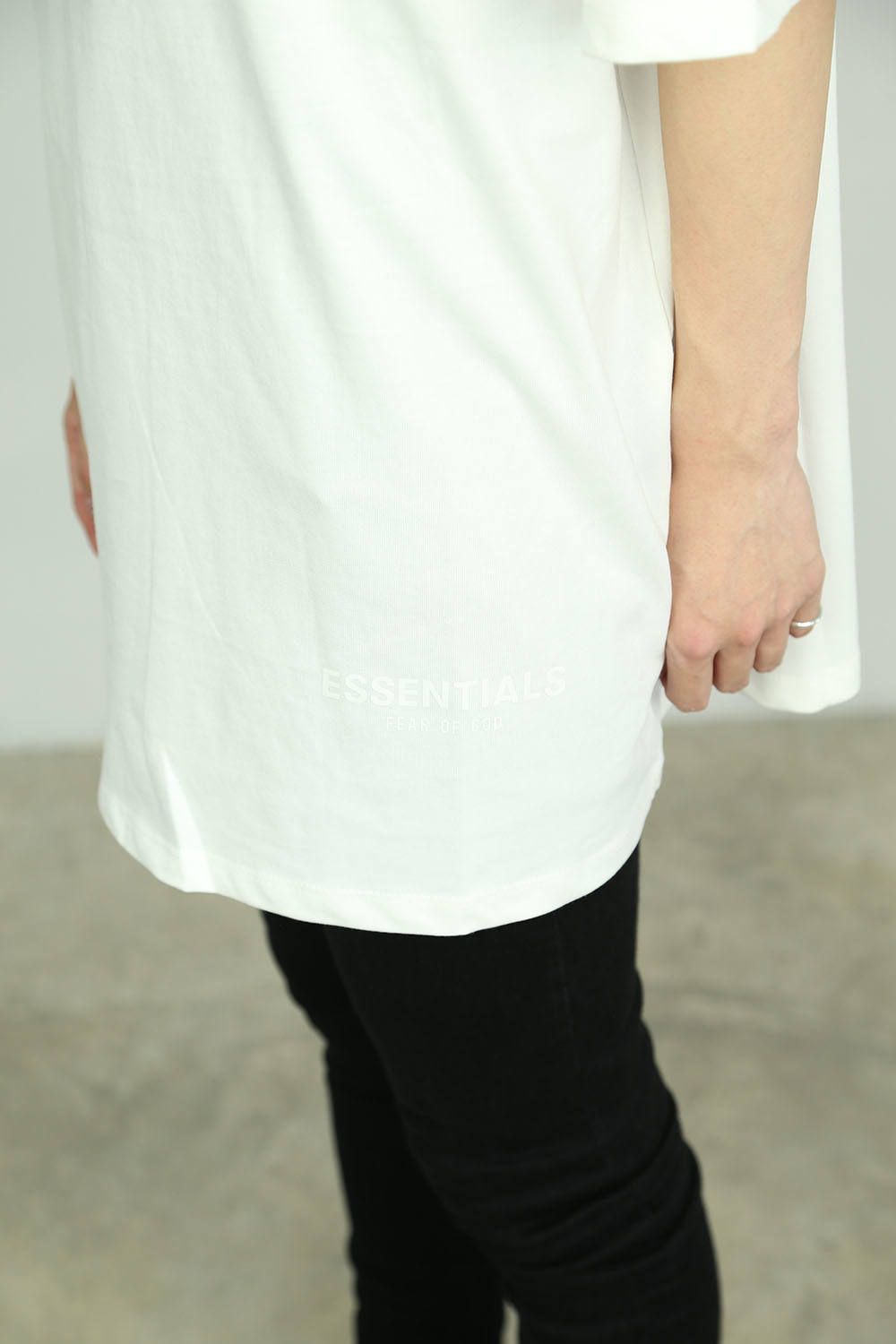 FOG ESSENTIALS - 【LA限定】REFLECTOR LOGO S/S TEE / ホワイト | Tempt