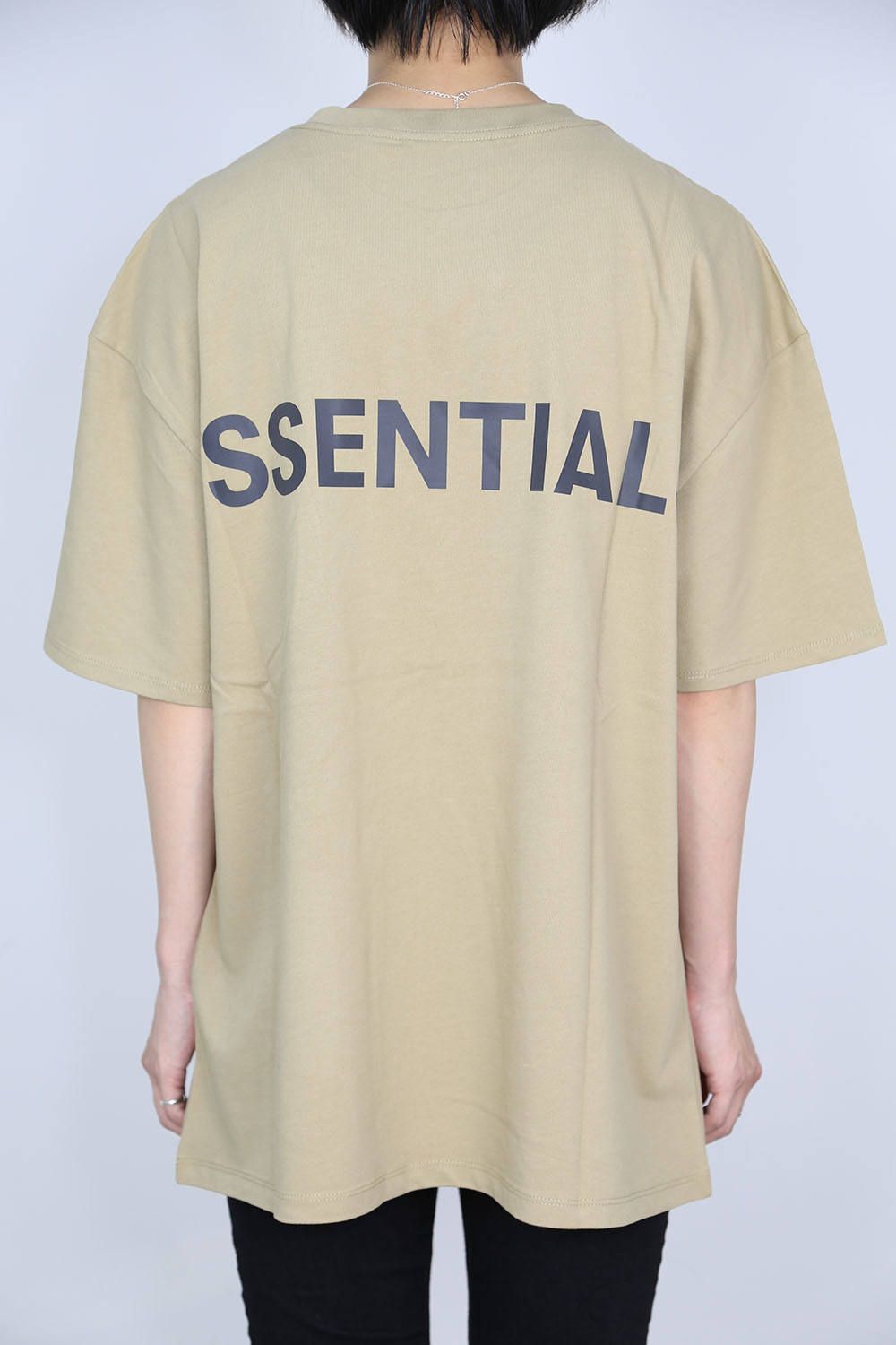 REFLECTOR LOGO S/S TEE / タン
