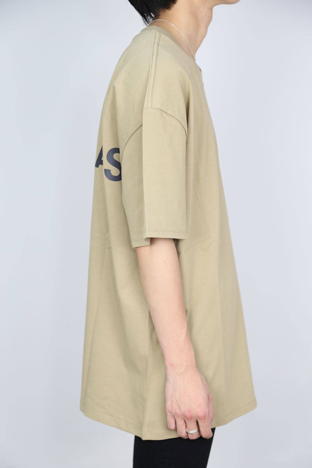 REFLECTOR LOGO S/S TEE / タン