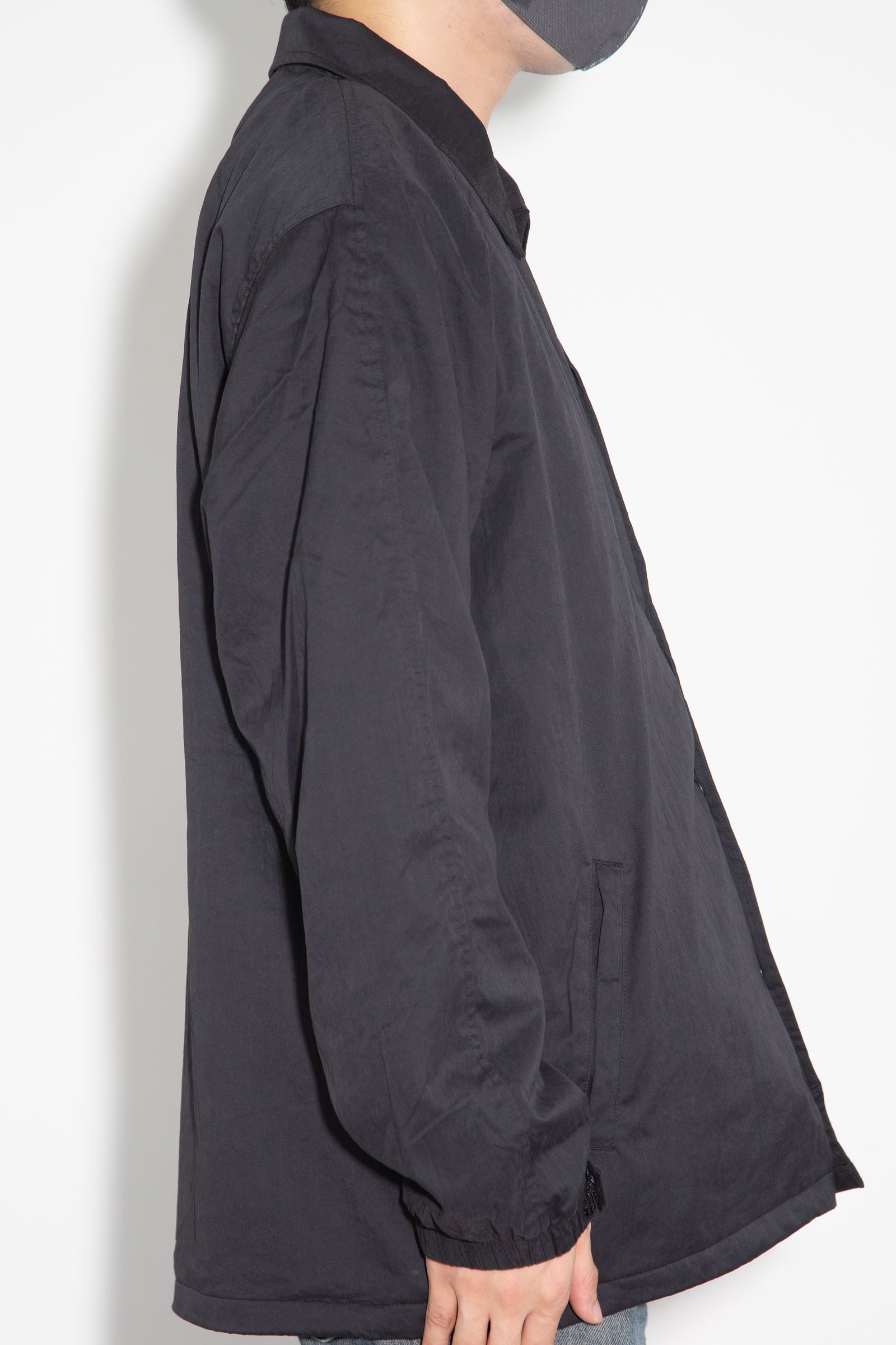 PEACH SKIN COACH JACKET / ブラック