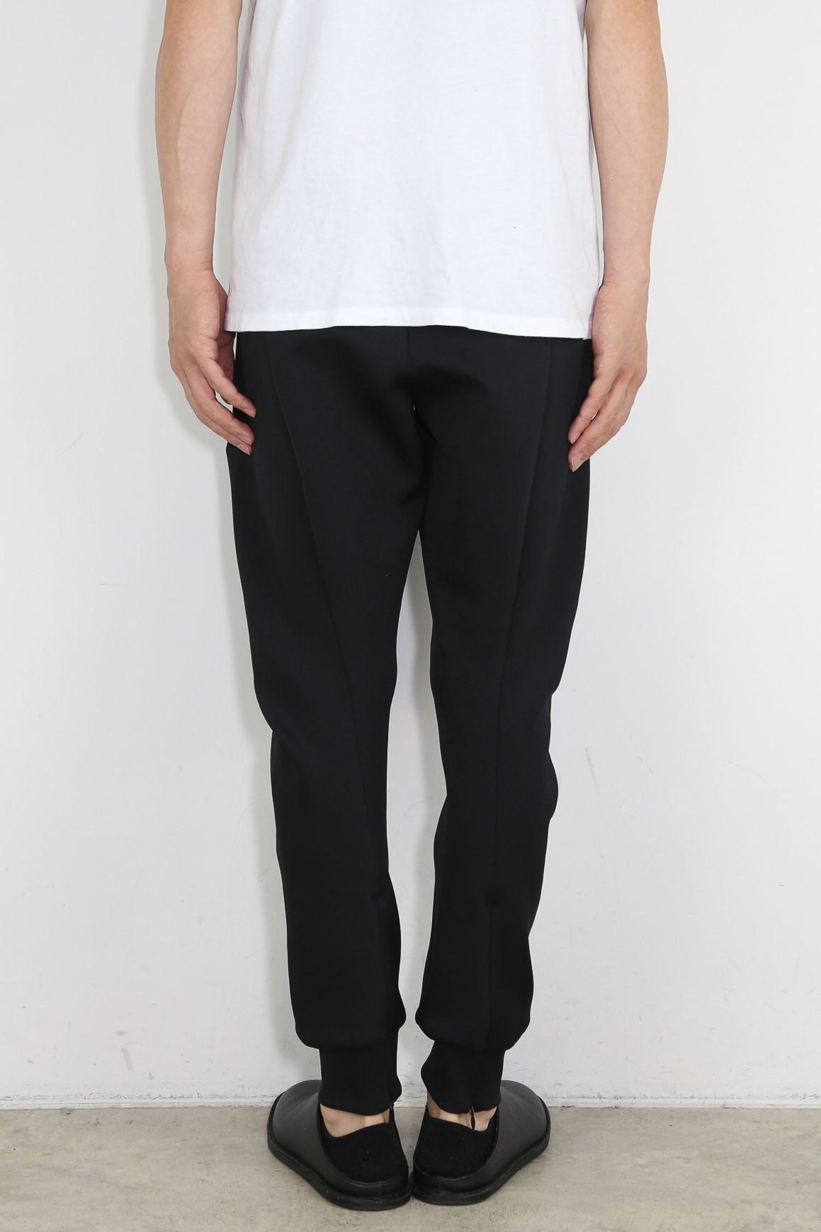 PE STRETCH SMOOTH ZIP JOGGER TROUSERS / ブラック