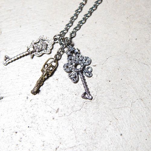 キー ネックレス / KEY NECKLACE