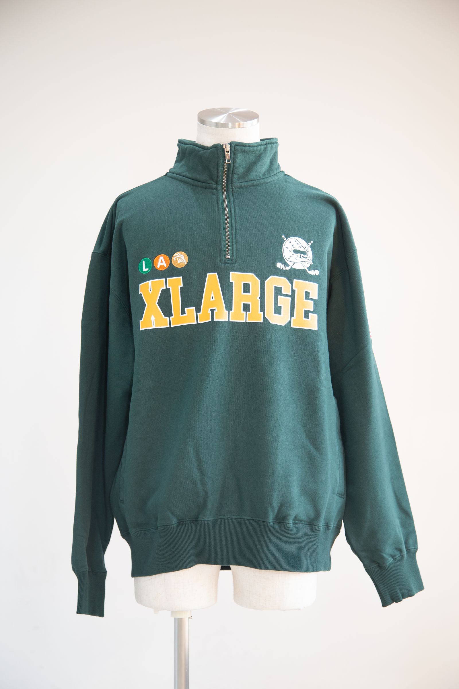 XLARGE - HOCKEY HALF ZIP SWEATSHIRT / ダークグリーン | Tempt