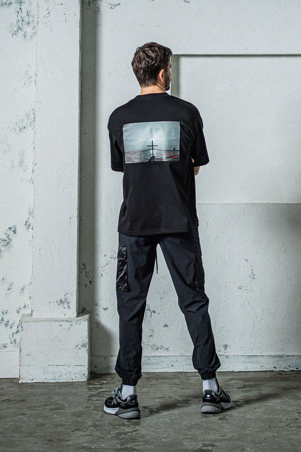 BACK Photo OVER TEE / ブラック