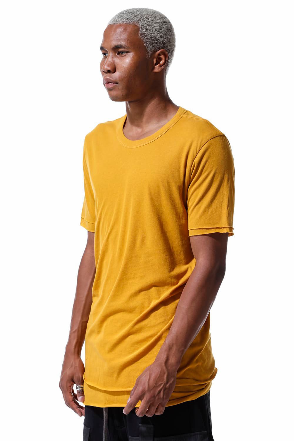 LAYERED CREW NECK TEE / マスタード