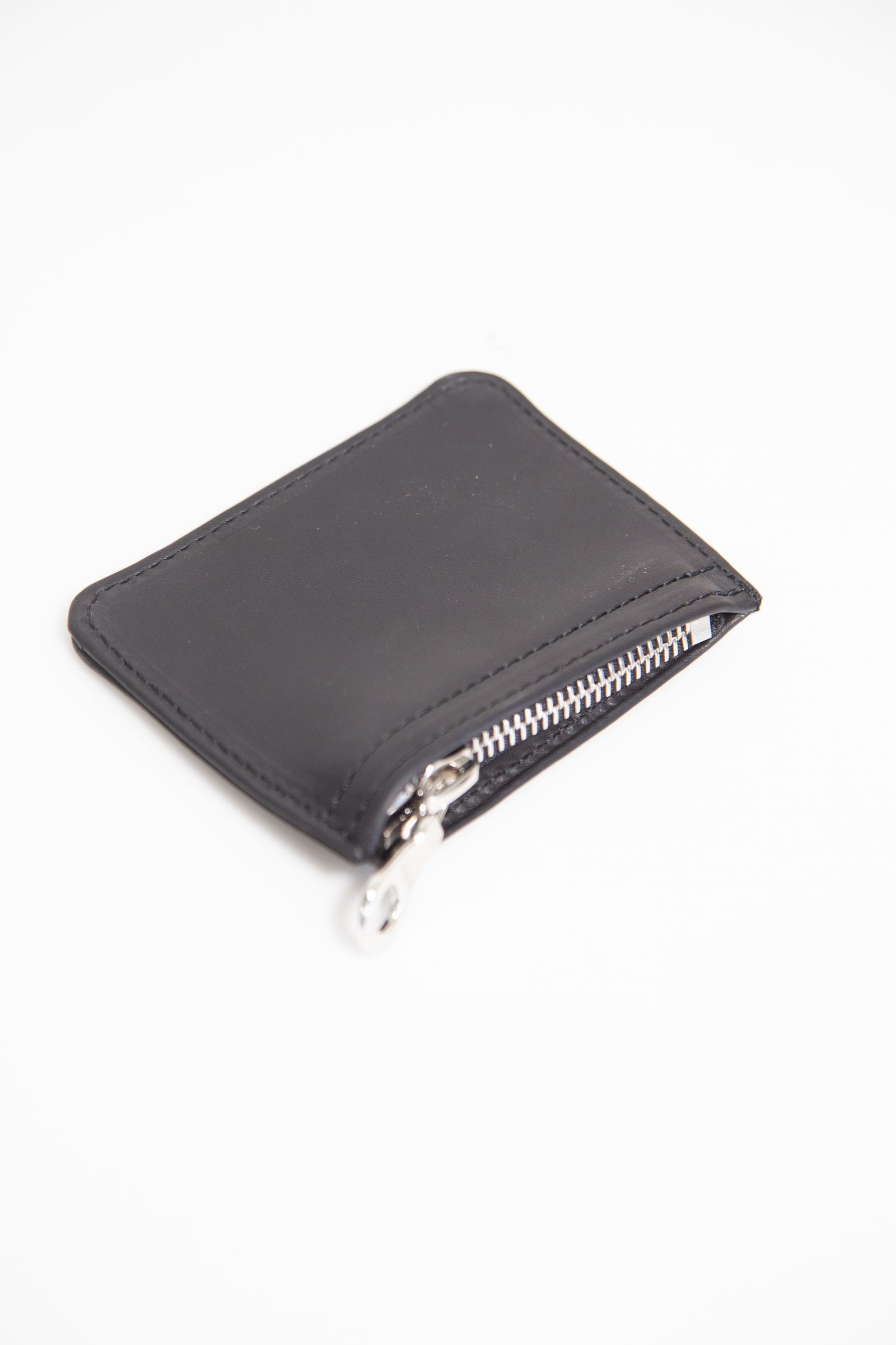 [345-41] GUIDI CALF ZIPPER CHANGE PURSE / ブラック