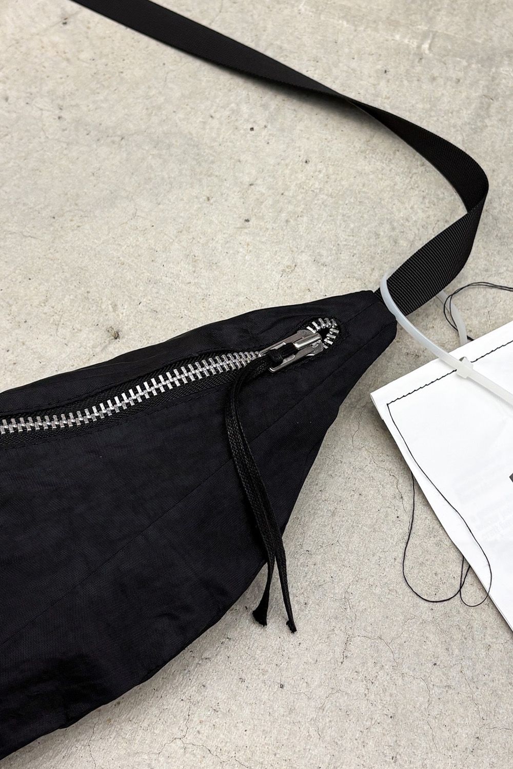 NYLON 1 / ブラック