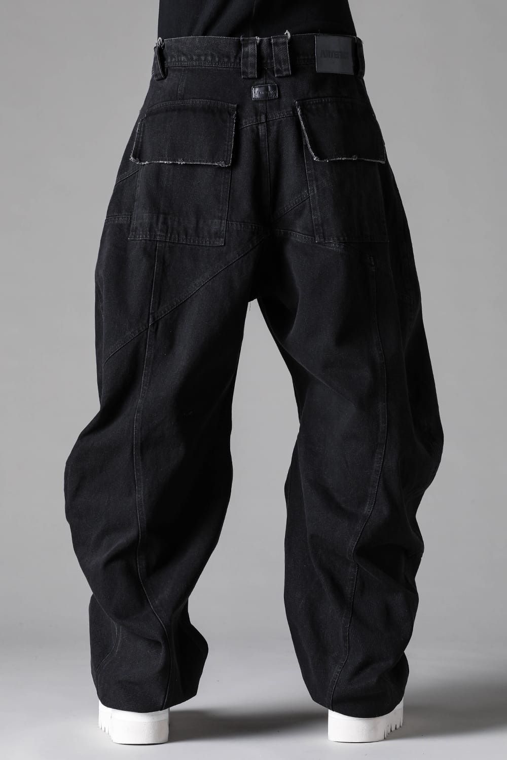 Cueved Wide Pants