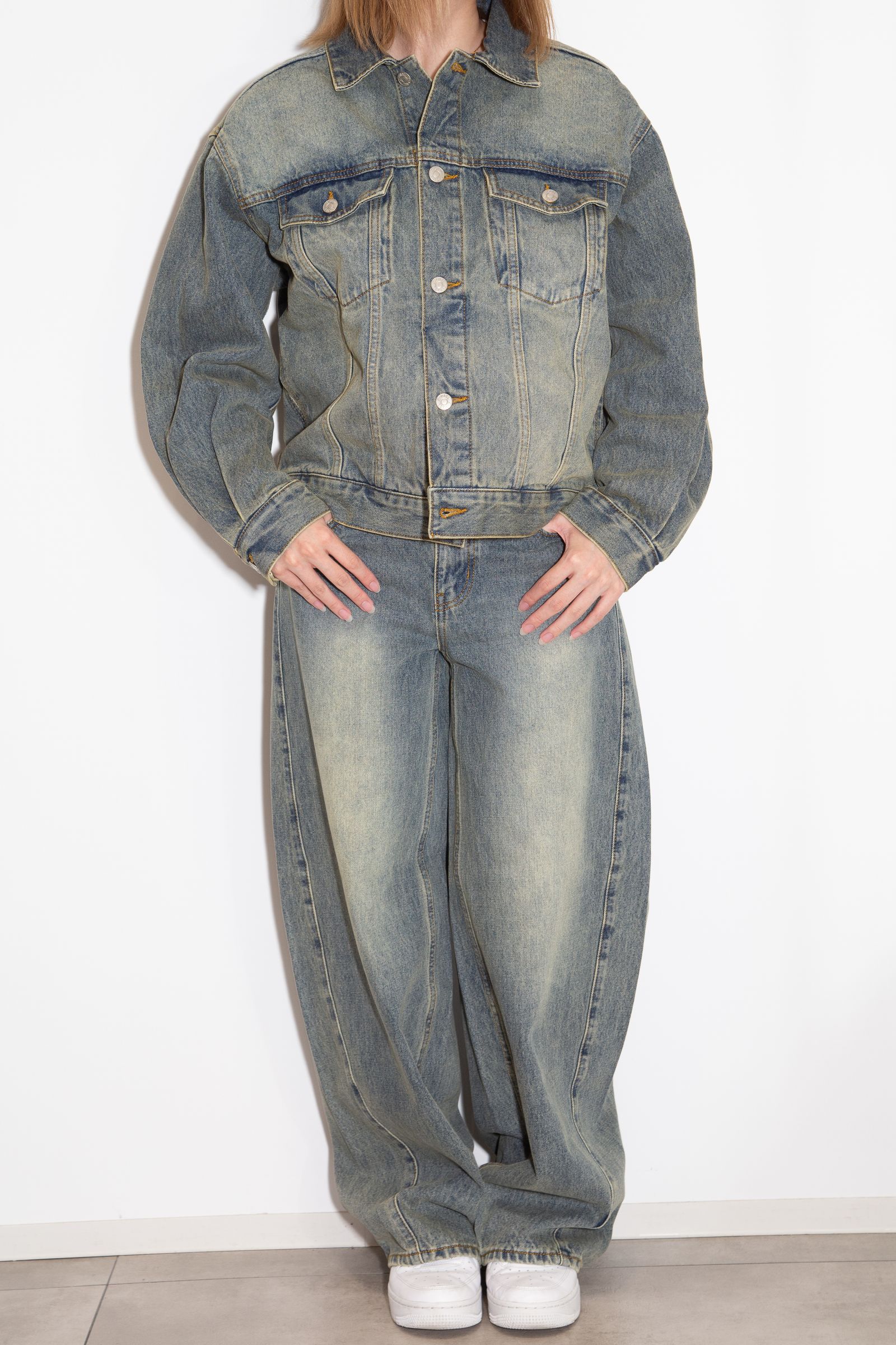 LOGO MARK STITCHED DENIM JACKET / ライトインディゴ