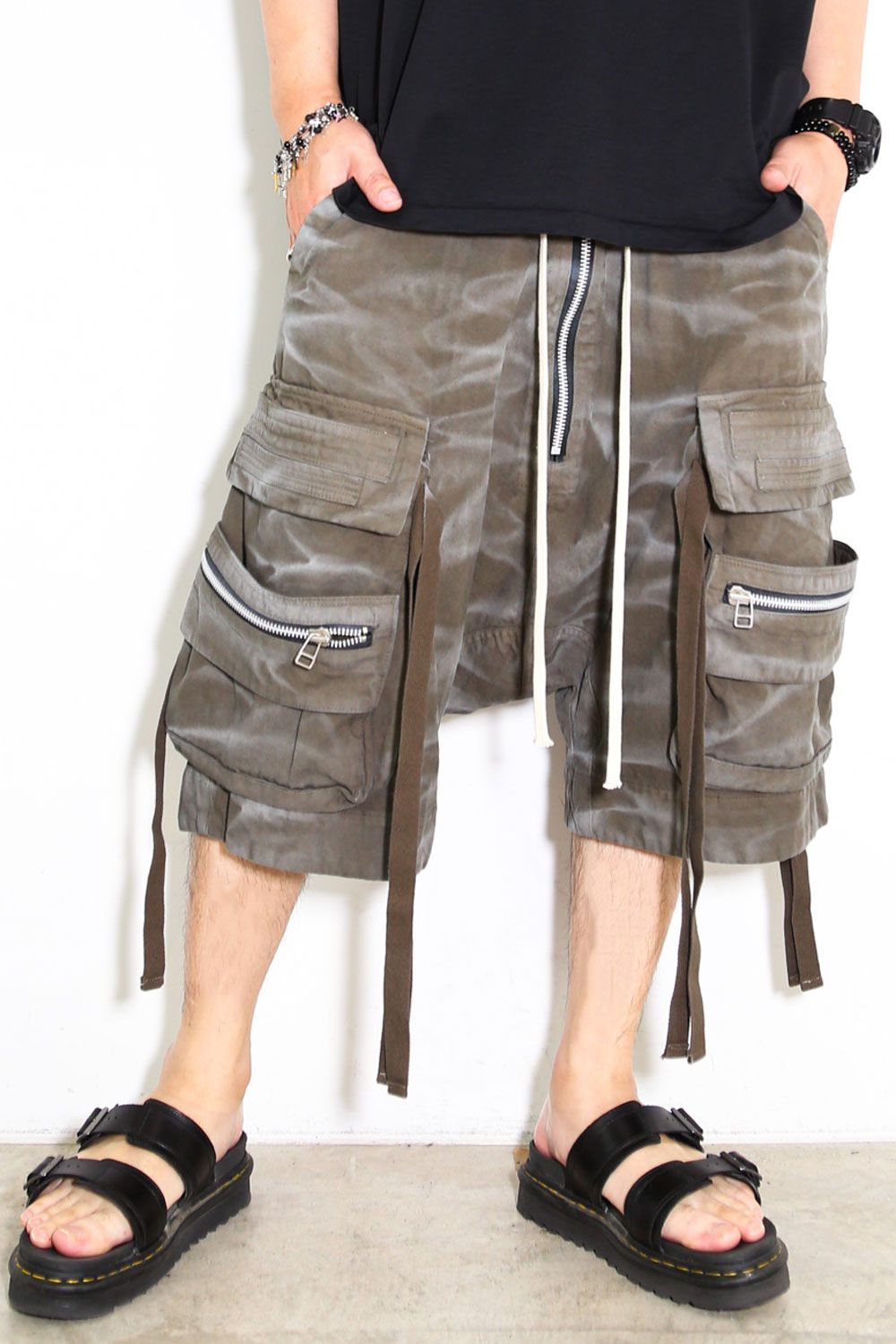 ヴィンテージ染めジップカーゴショーツ / Vintage Dyed Zip Shorts / カーキ