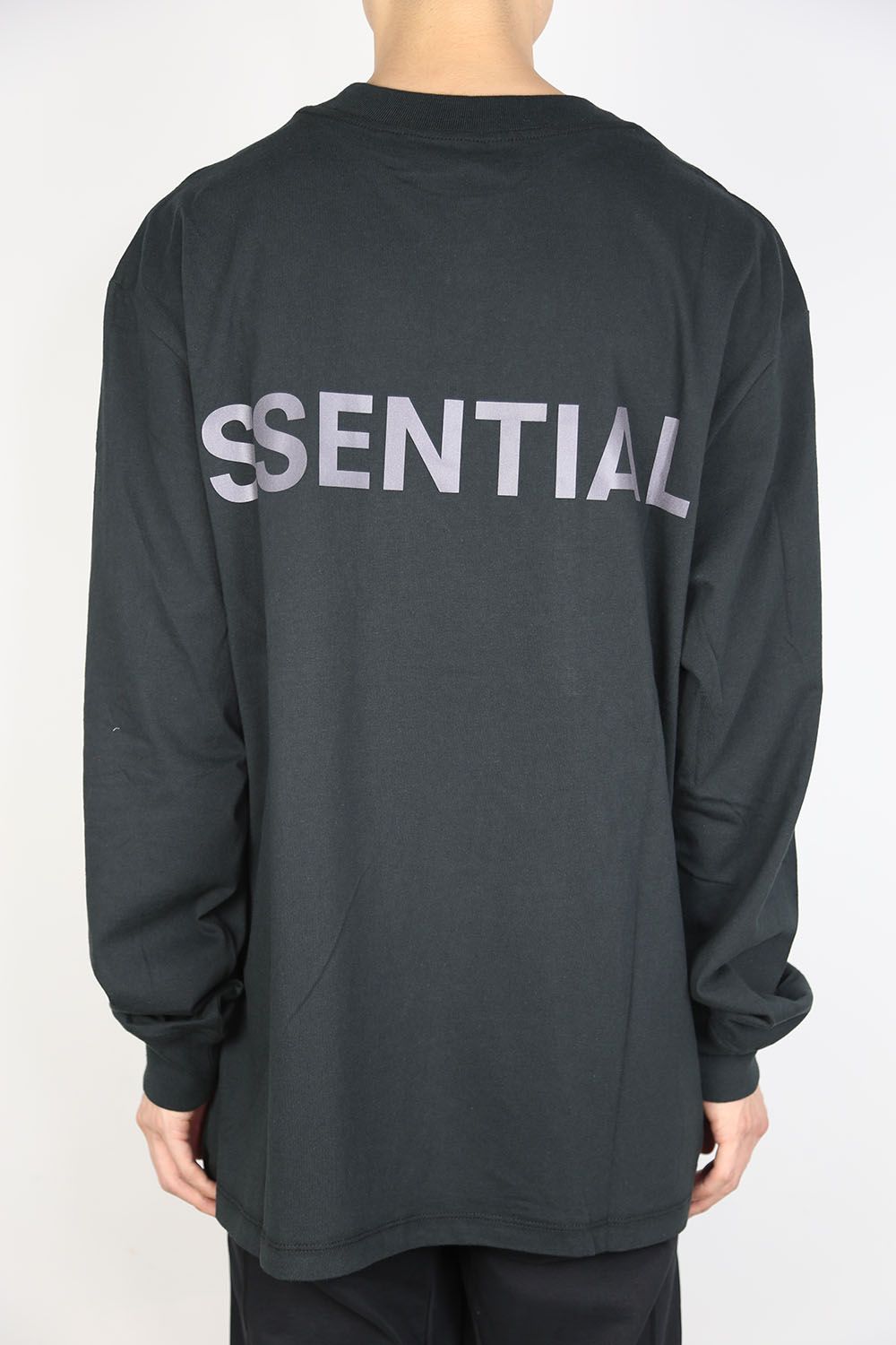 REFLECTOR LOGO L/S TEE / ブラック×ブラック