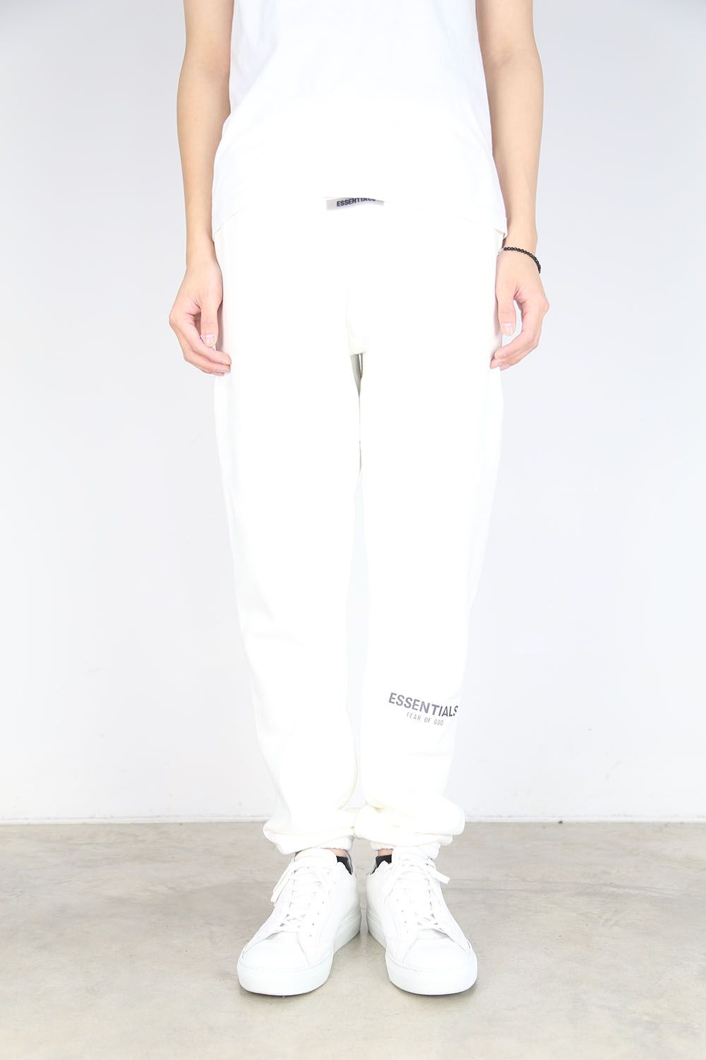 FRONT LOGO REFLECTOR SWEAT PANTS / ホワイト