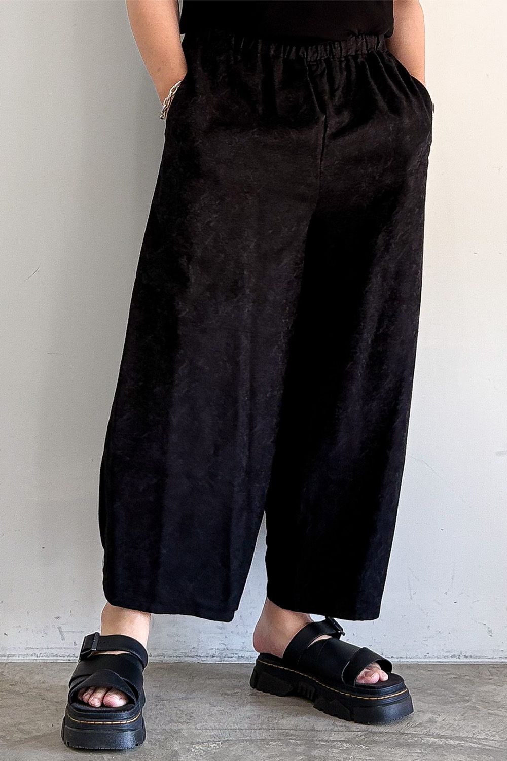 ［ラスト1点 サイズ1］Wide Easy Pants with Hem Button
