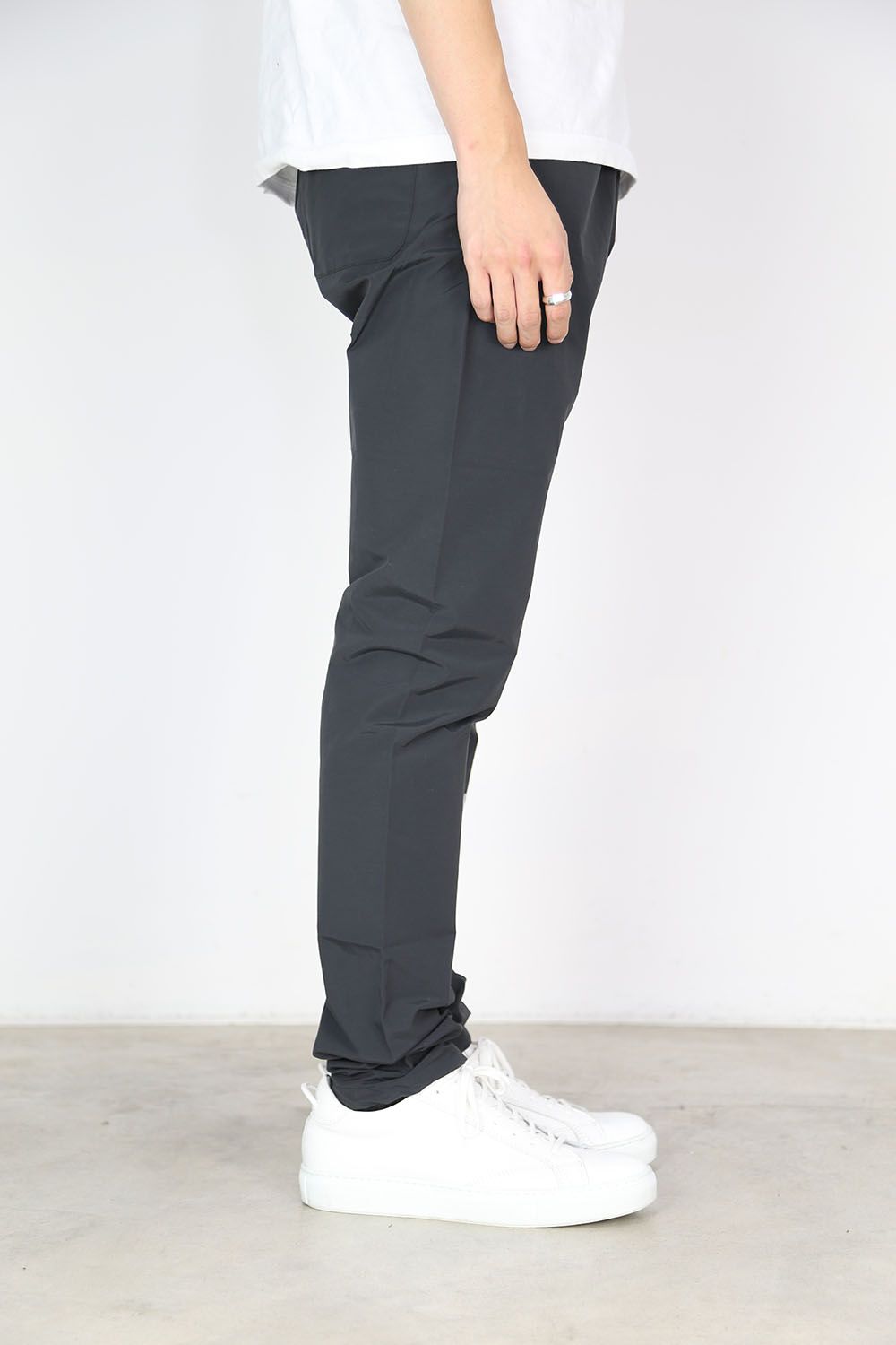 FOG ESSENTIALS - NYLON COTTON PANTS / ブラック | Tempt