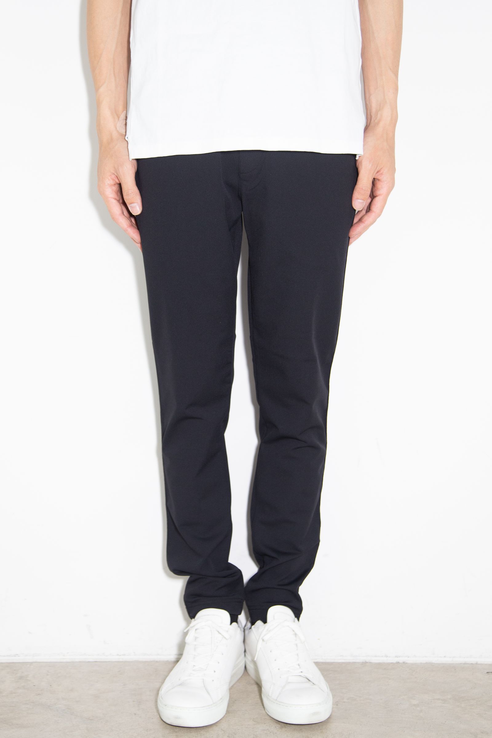 【人気継続商品】 CHRIS EASY HEAT PANTS / ブラック