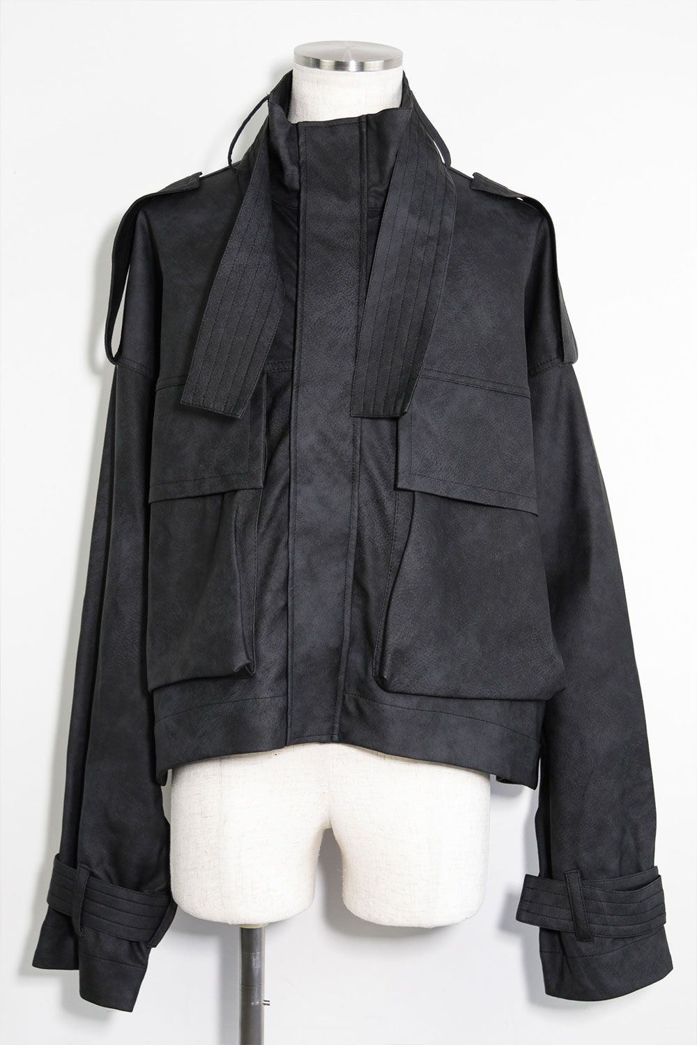 シンセティックレザーミリタリーブルゾン / Synthetic Leather Cropped Military Blouson / ブラック / ag-10026-3