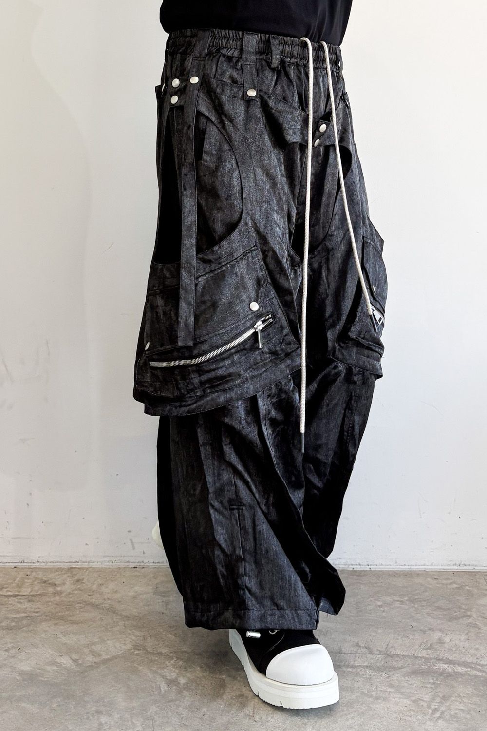 PARACHUTE CARGO WIDE / ブラック