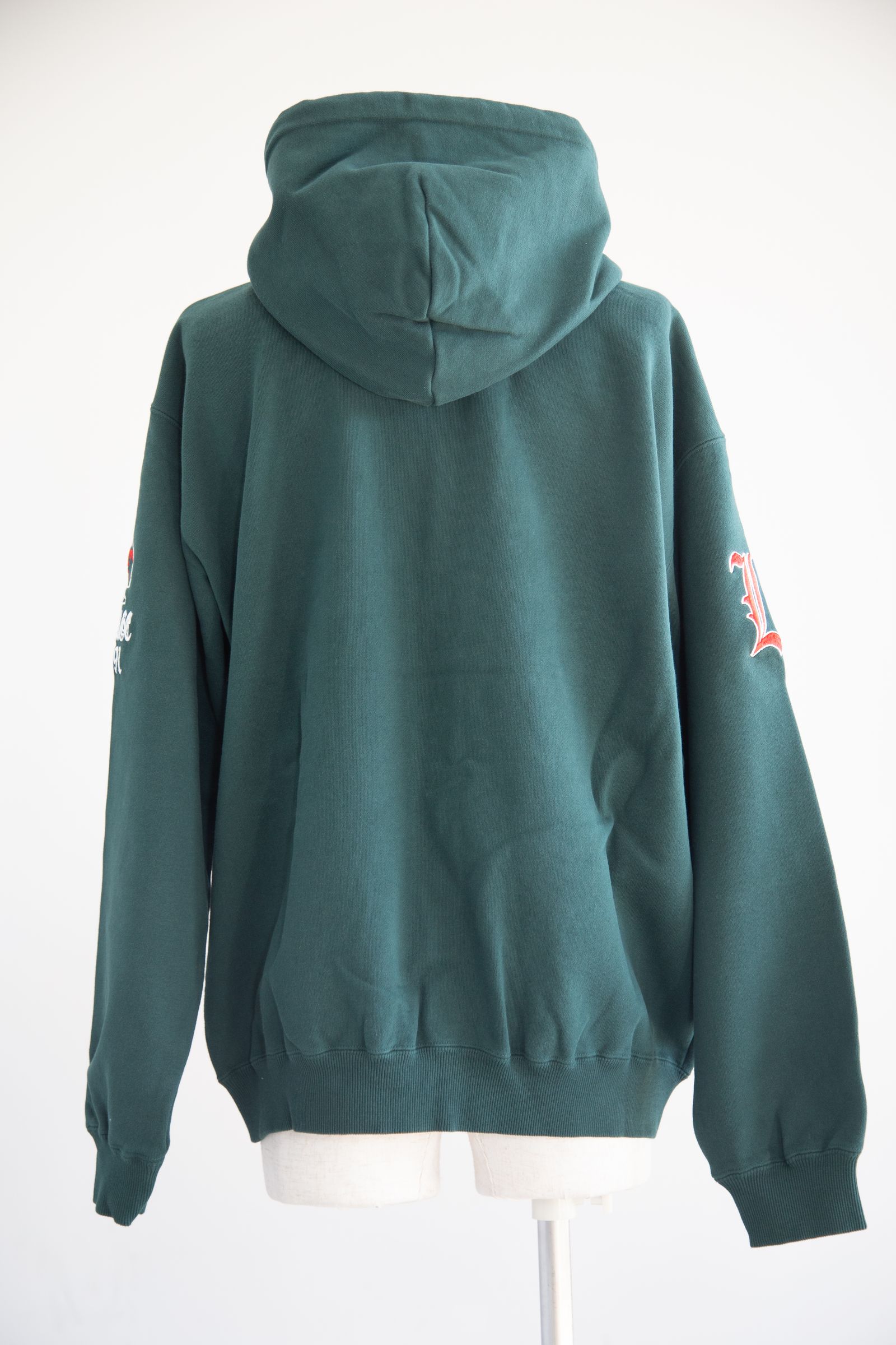 XLARGE - OLD ENGLISH LOGO ZIP HOODED SWEATSHIRT / グリーン | Tempt