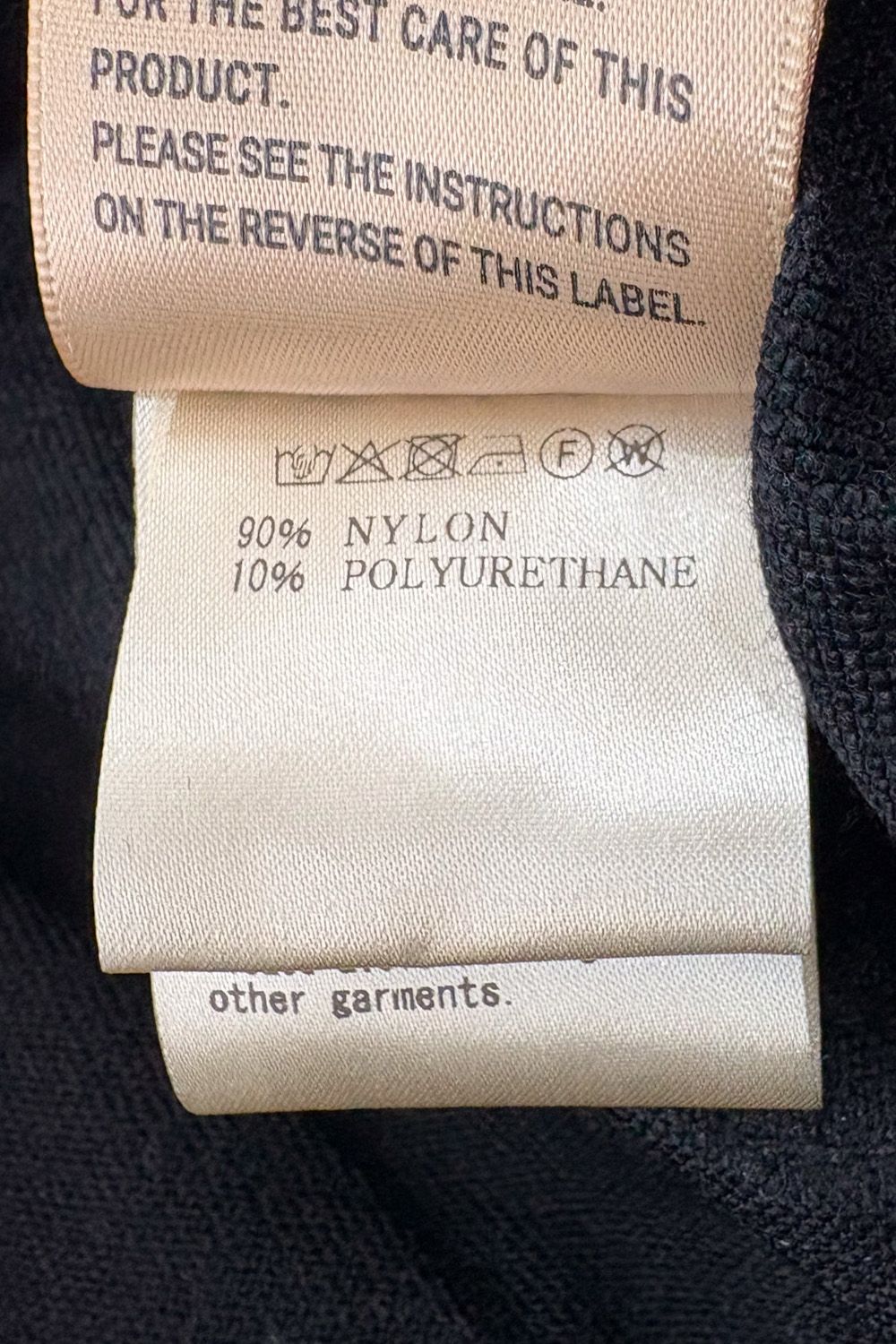 CARGO SHORTS / ブラック