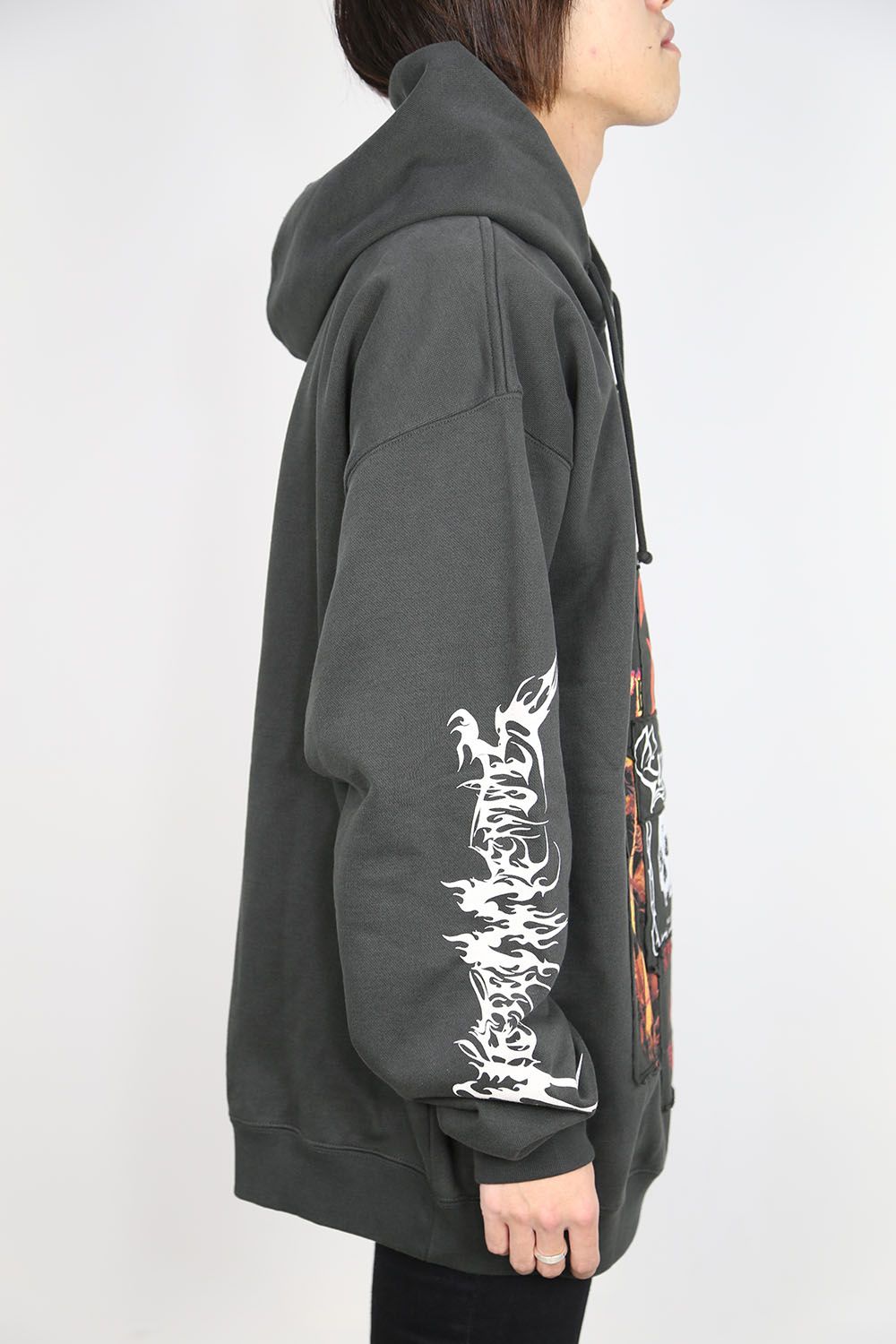 METAL PATCHED HOODIE Vネック フーディ