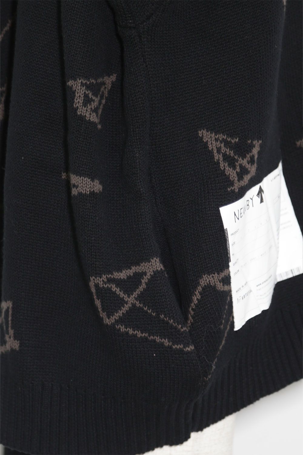 ピラミッド模様オーバーサイズカーディガン / Pyra Pattern Knit Cardigan / ブラック×ブラウン / ag-8010-2