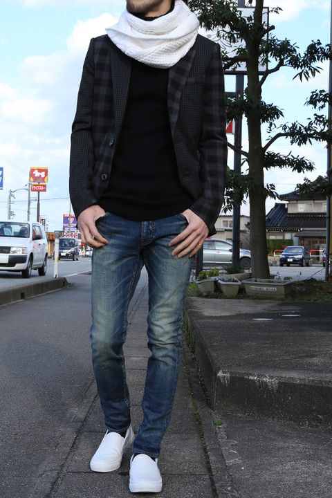 ちょっと特別なデートにはジャケットスタイルで