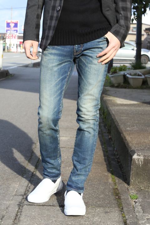 ちょっと特別なデートにはジャケットスタイルで