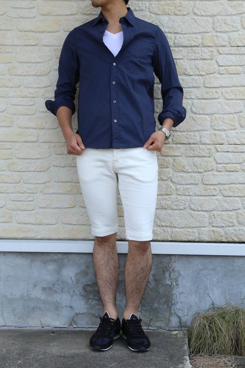 夏のシワシャツは少しゆとりを持たせて!!