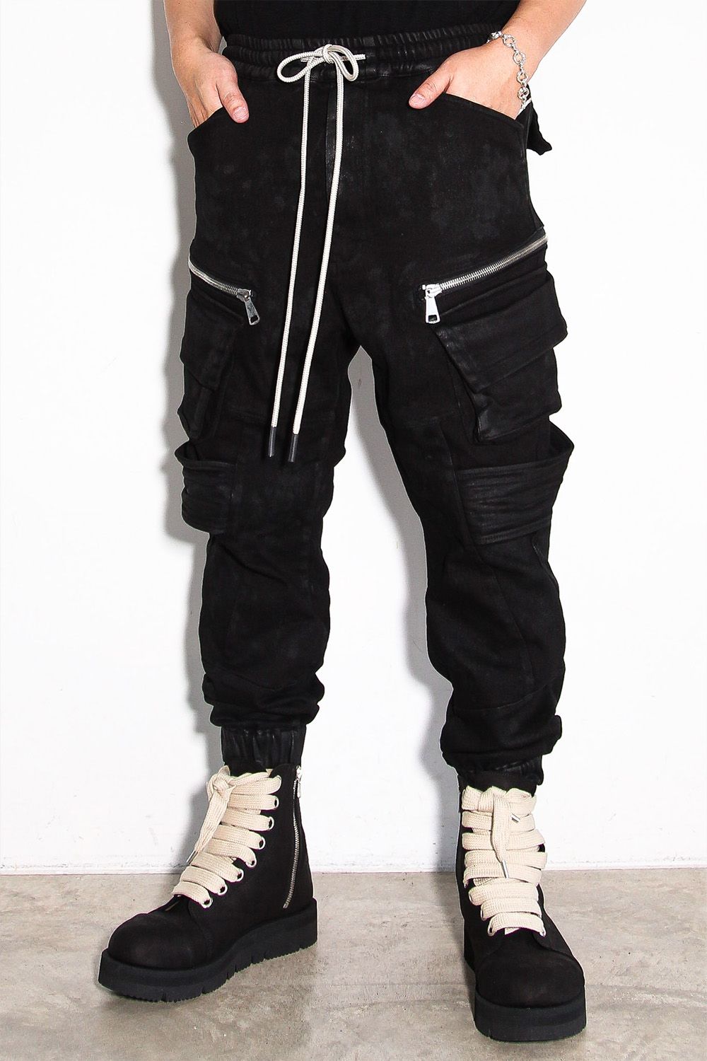 【コーティングあり】ベルトカーゴジョガーデニム / COATED BELT CARGO JOGGER DENIM / ブラック / ag-12064-2