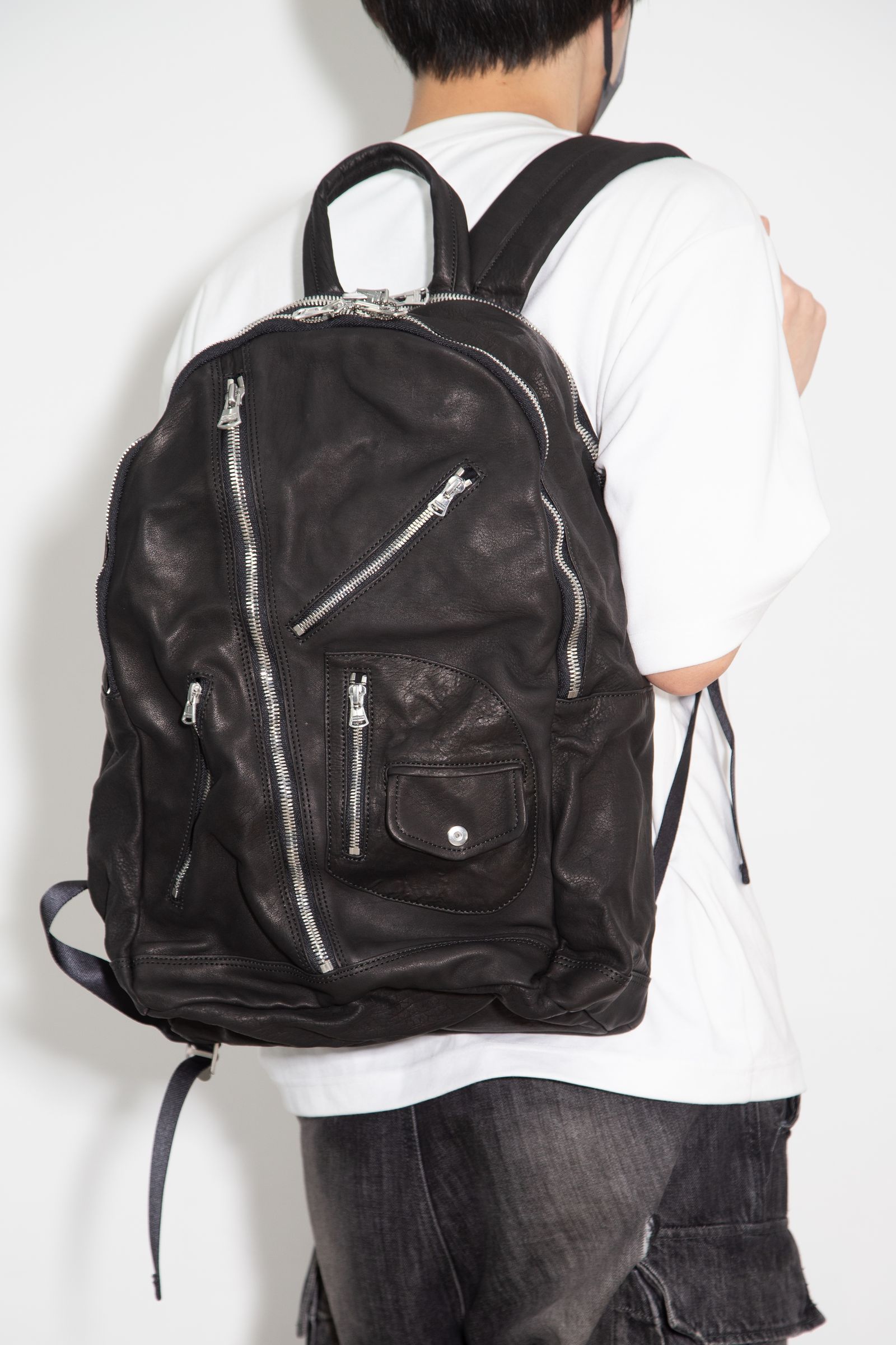 JAPAN CALF GARMENT-WASH RIDERS BACKPACK / ブラック