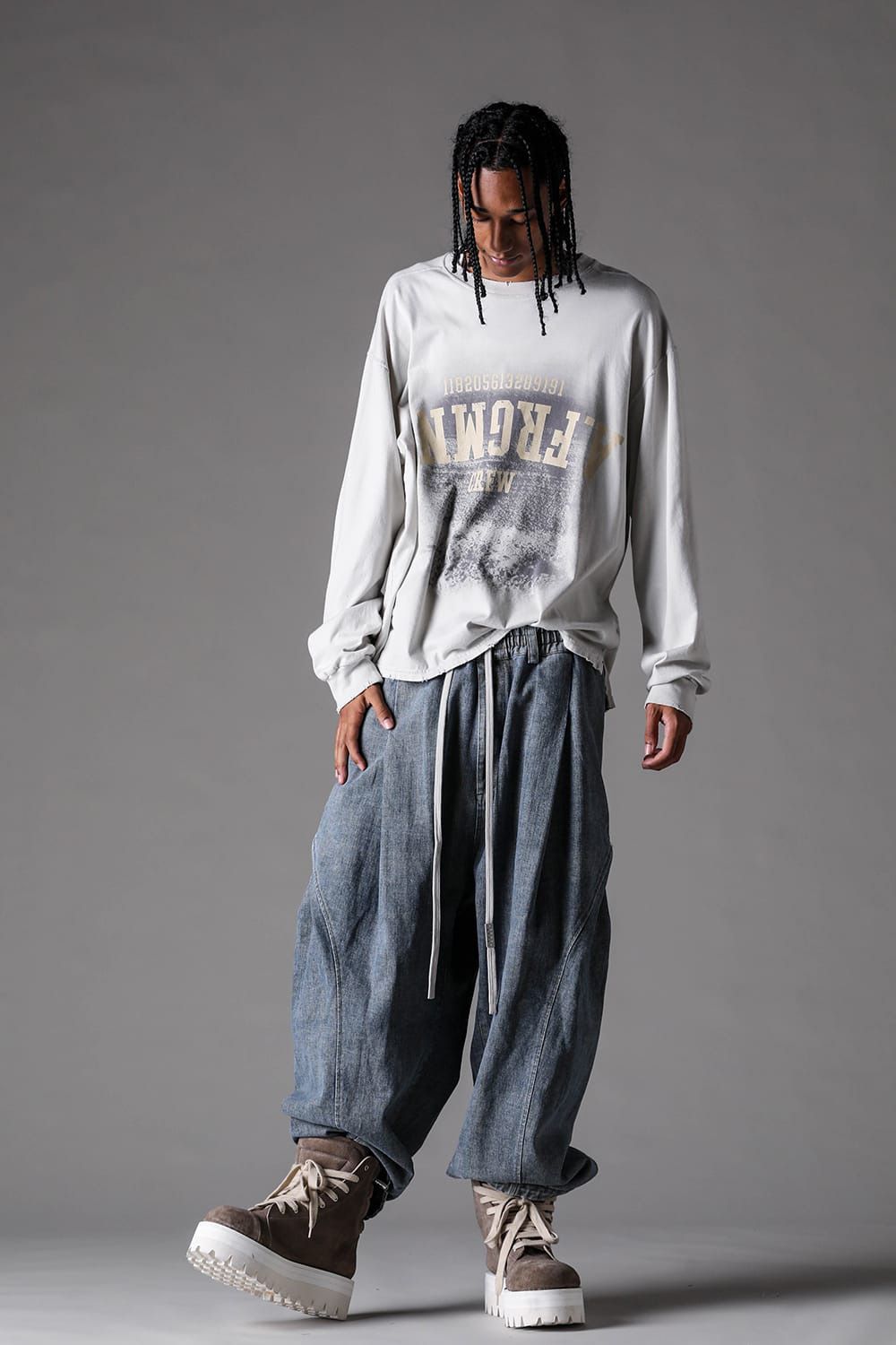 Side Tuck Tepared Pants