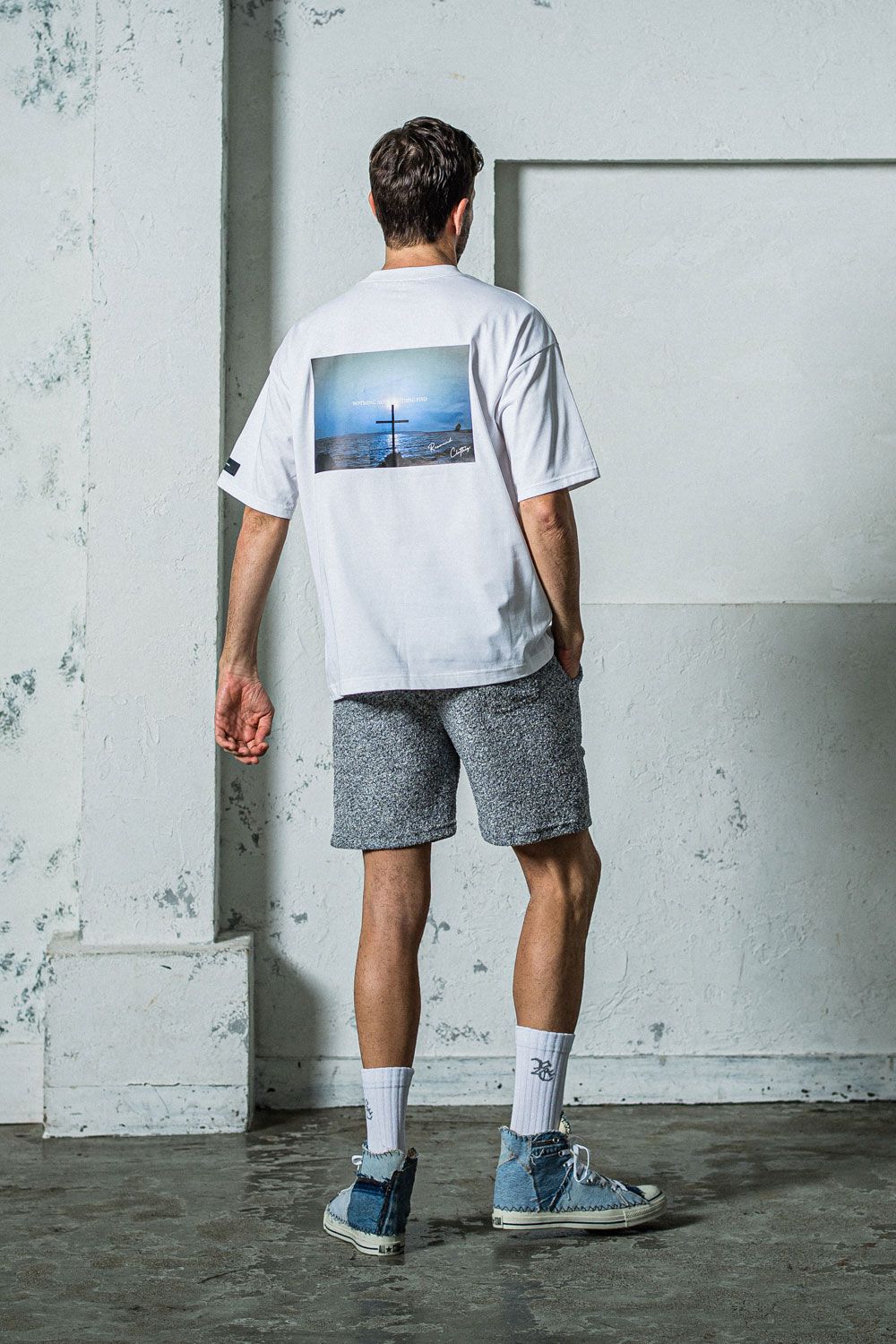 BACK Photo OVER TEE / ホワイト