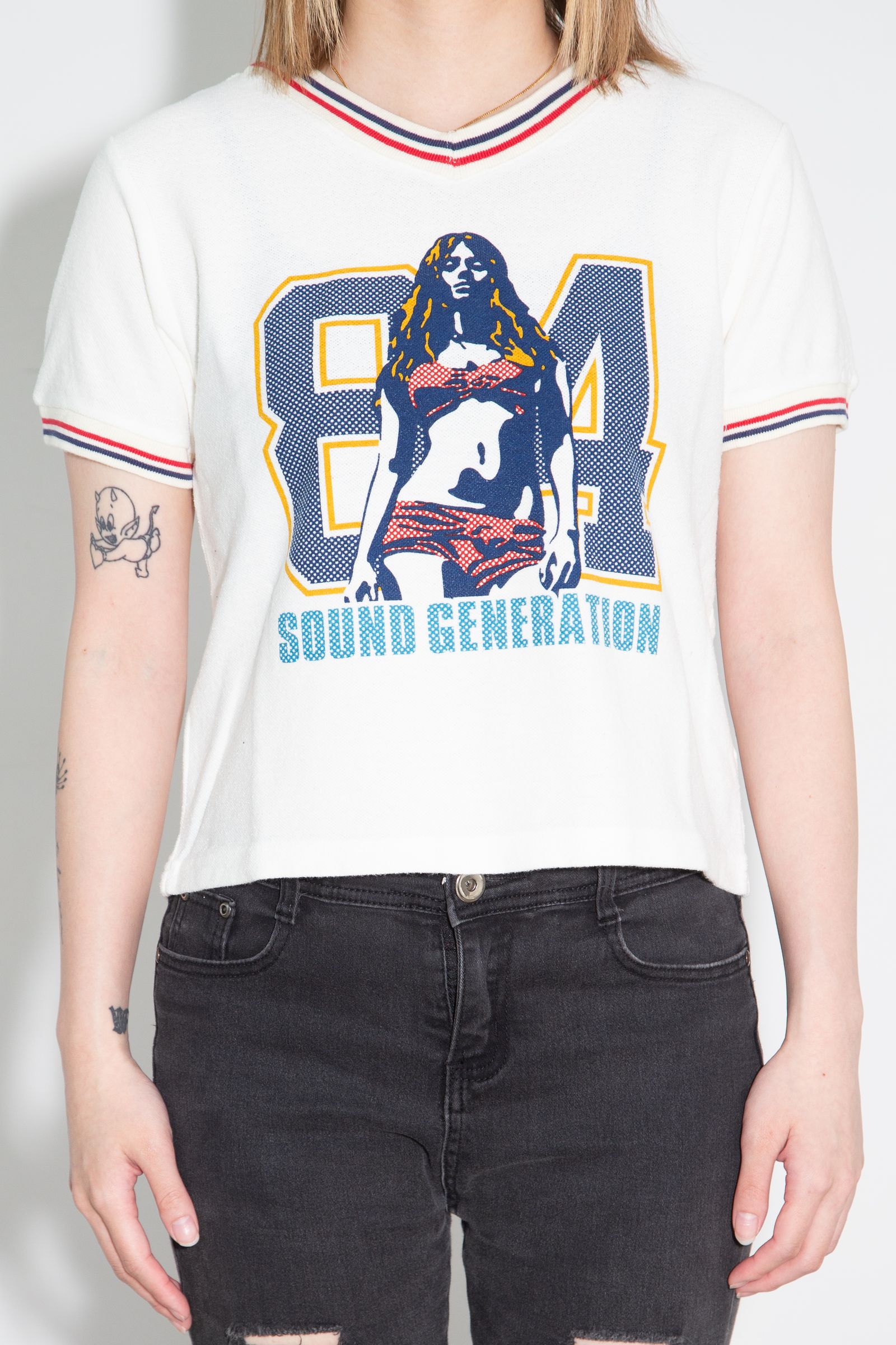 84 SOUNDS Tシャツ / ホワイト