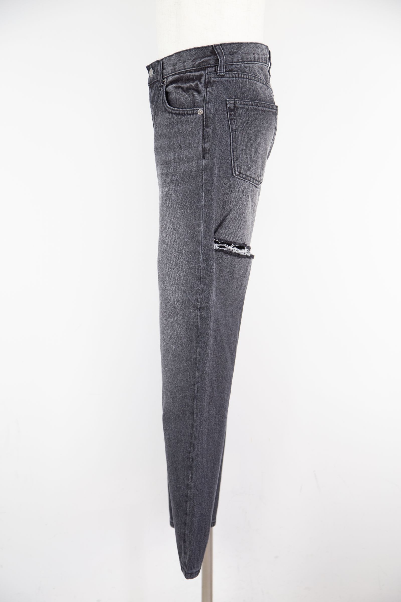BACK SLIT DENIM PANTS / ブラック