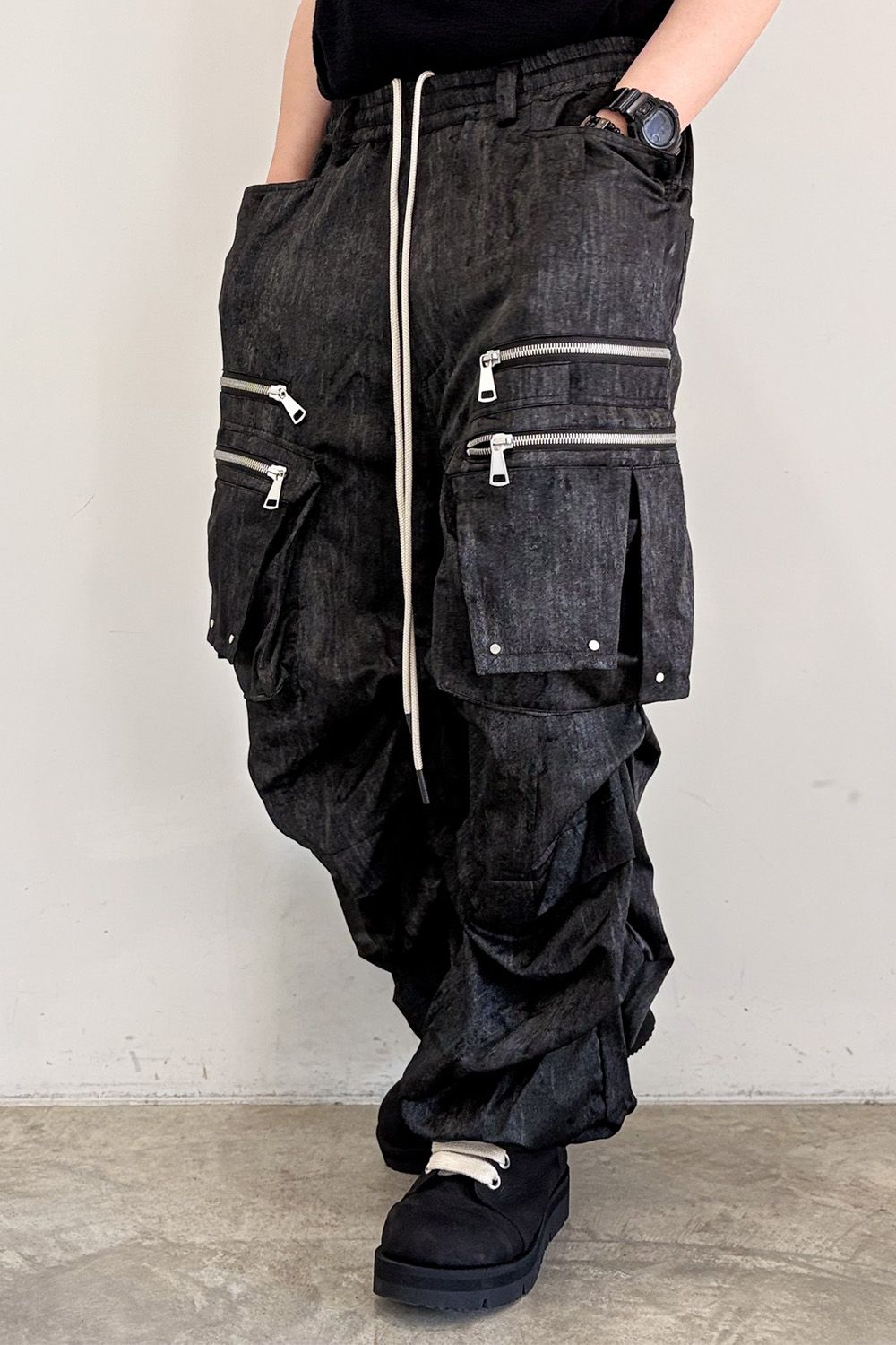 ABSTRACT CARGO TUCK WIDE / ブラック