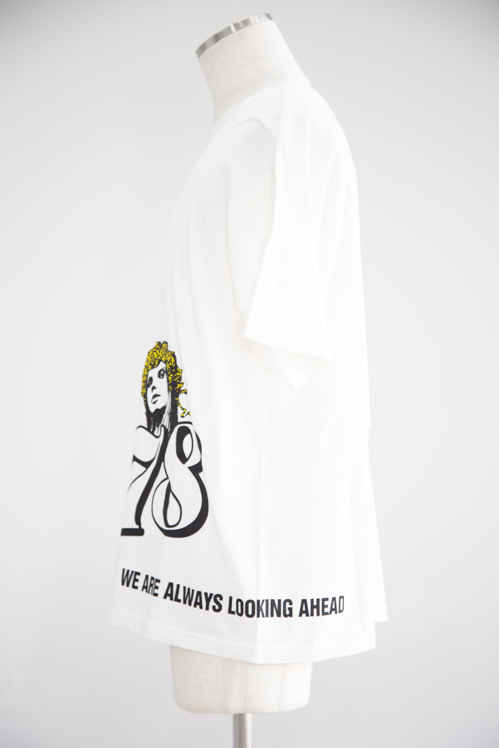 EVERYDAY VACATION Tシャツ / ホワイト
